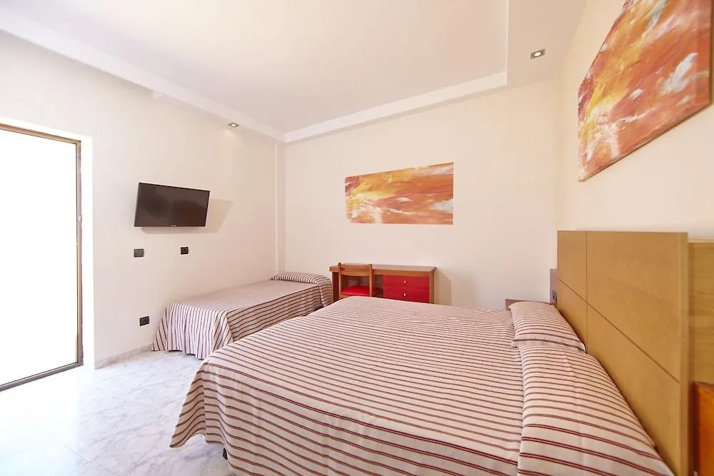 ***  Mll Caribbean Bay Hotel El Arenal  Spain