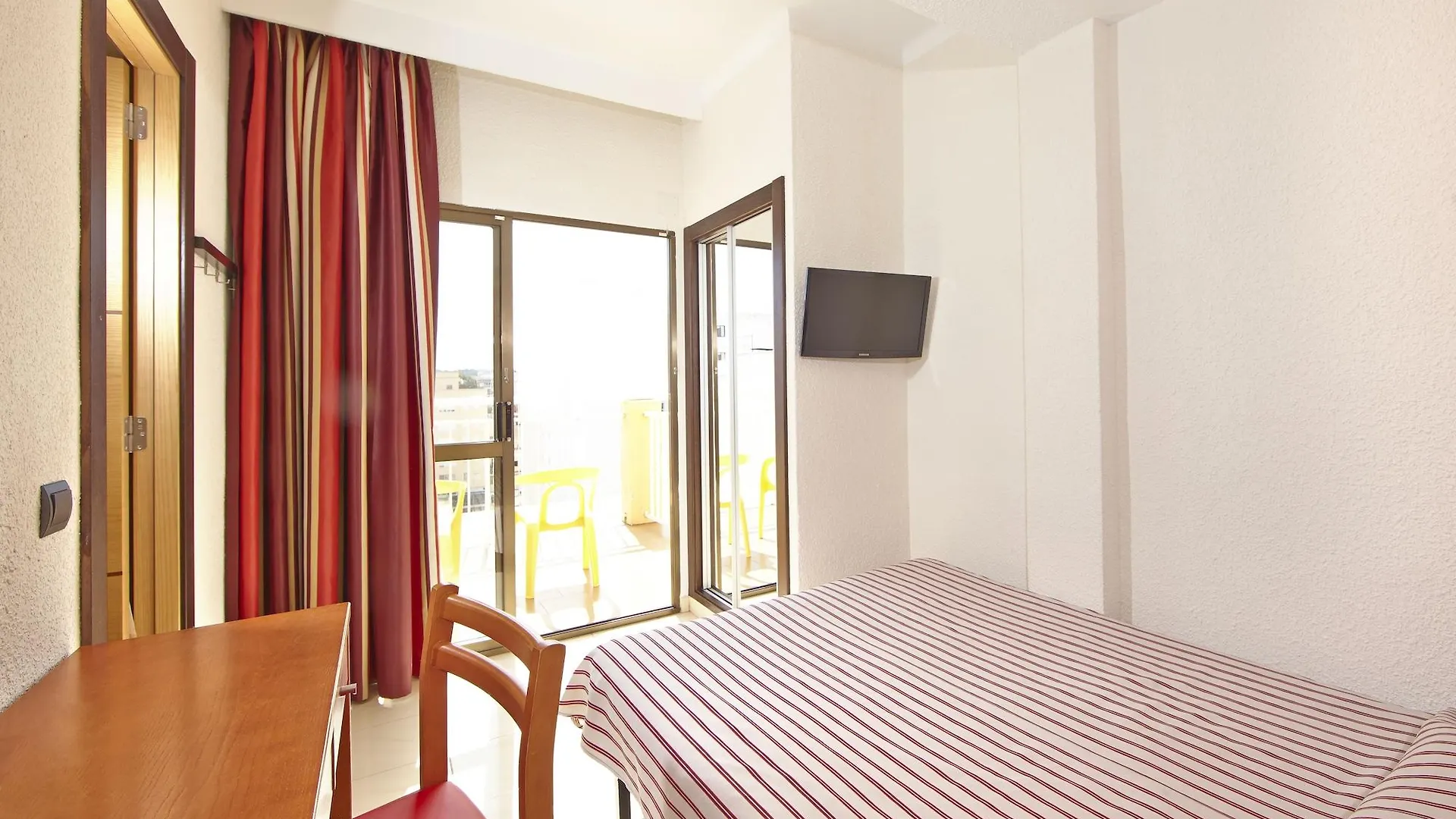 Mll Caribbean Bay Hotel El Arenal  Spain