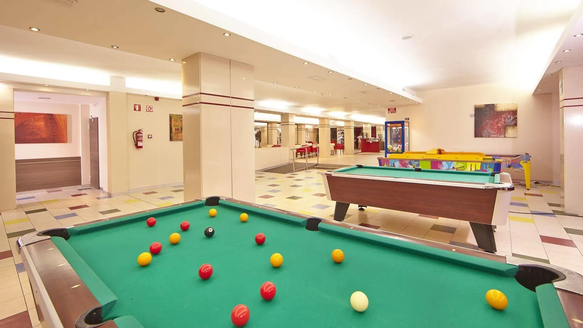 Mll Caribbean Bay Hotel El Arenal   El Arenal (Mallorca)